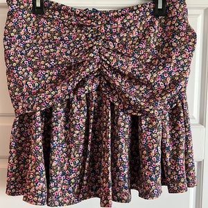 Lulu’s floral print ruffled mini skirt